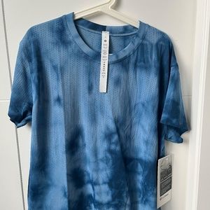 Train to be short sleeve, marble dye